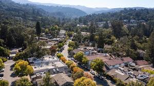 Aerial view of Saratoga, California